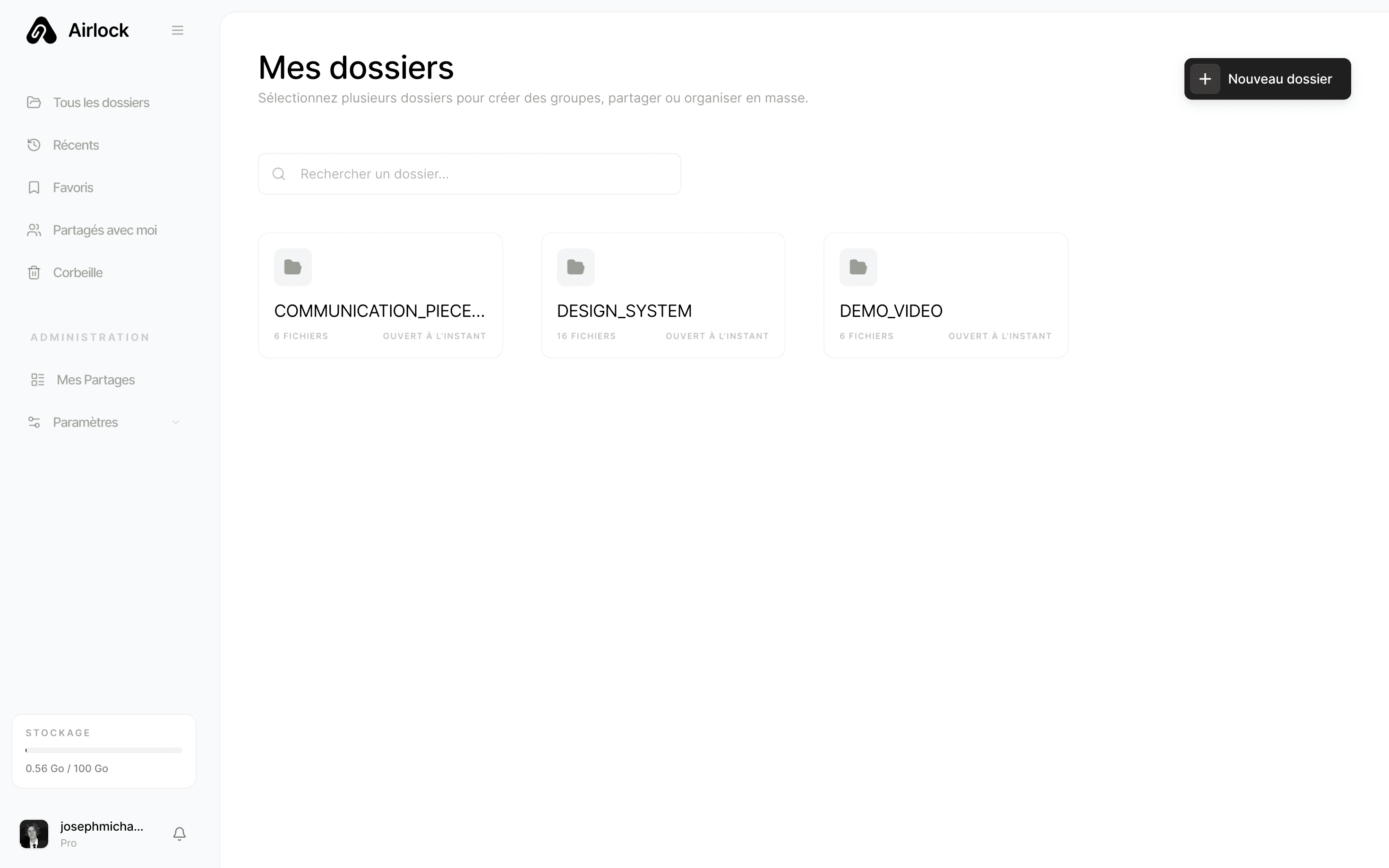 Airlock Dashboard - Interface de gestion de fichiers avec workspace, dossiers et navigation intuitive